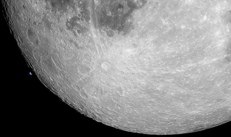 Księżyc w literaturze