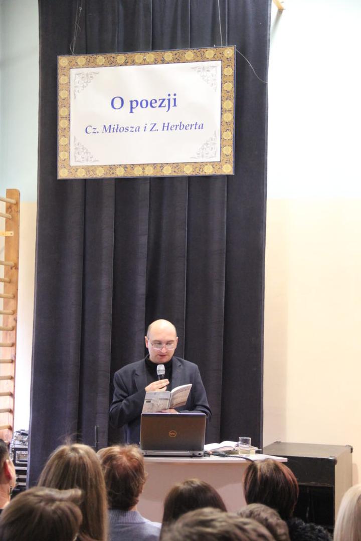 Zjadliwy i uwodzący wiersz