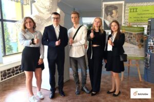 Jak skutecznie przygotować się do matury z opracowaniami lektur i wierszy?