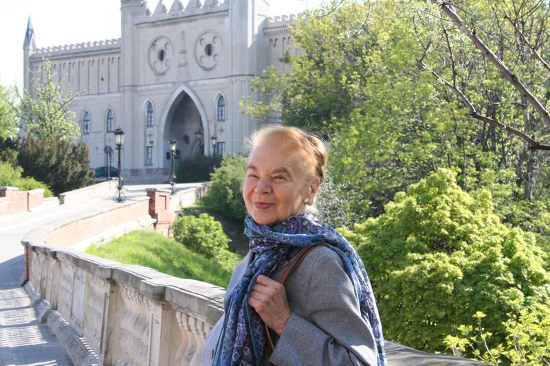 Odkrywanie emocji w wierszu: interpretacja "Jestem Julią"