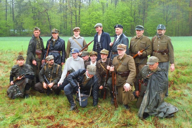 Odkrywając tajemnice: fascynujące książki o partyzantach w historii świata