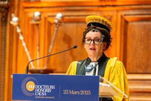 Która książka Tokarczuk uznawana jest za najlepszą? Odkryj tajemnice jej twórczości!